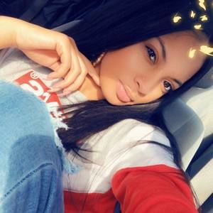 Meet your Posher, Ebony